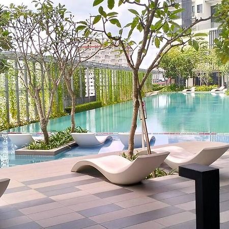 Highpark Suites Kelana Jaya By Kenangan Homes Petaling Jaya Exterior photo