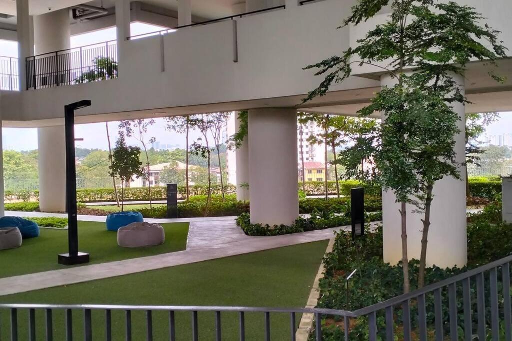 Highpark Suites Kelana Jaya By Kenangan Homes Petaling Jaya Exterior photo