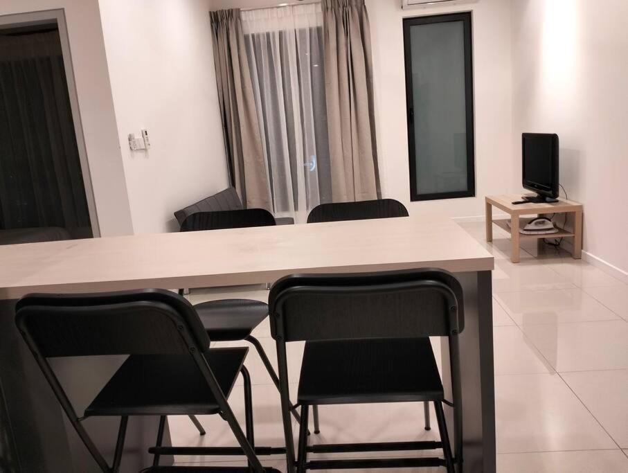 Highpark Suites Kelana Jaya By Kenangan Homes Petaling Jaya Exterior photo
